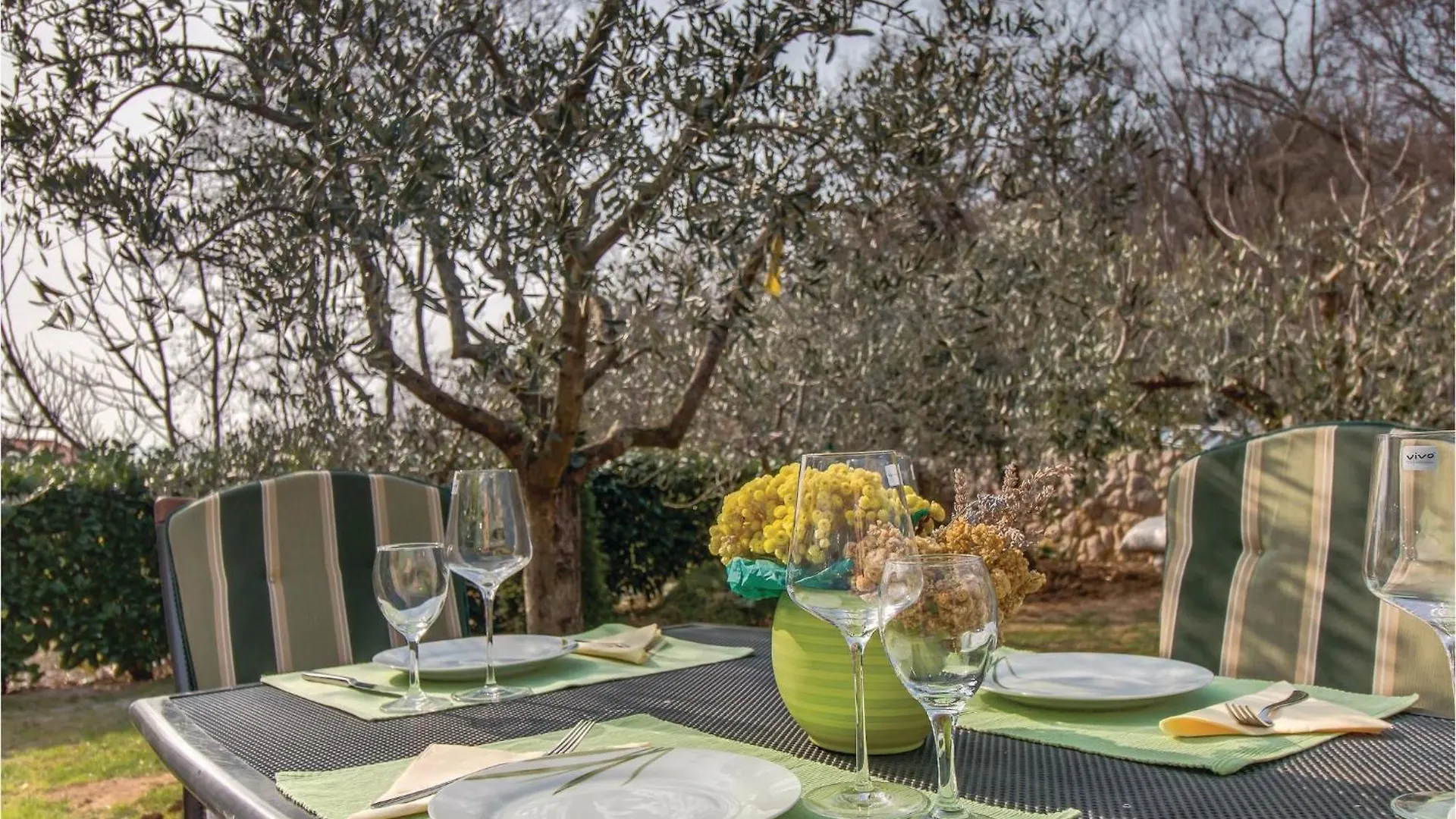 Lovely Apartment In Porozina With Kitchen 0*,  Croatia